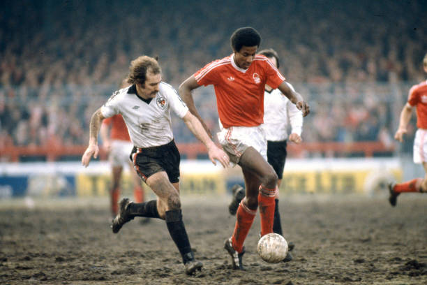 基尔vs圣保利：历史交锋回顾与本场比赛关键球员解析