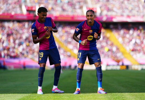 防守战术演变:从链式防守到高位压迫的进化史