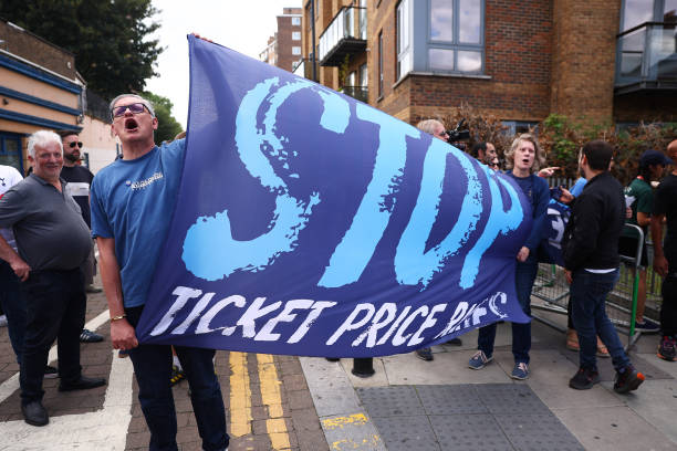 周末足球狂欢：五大联赛免费直播入口合集