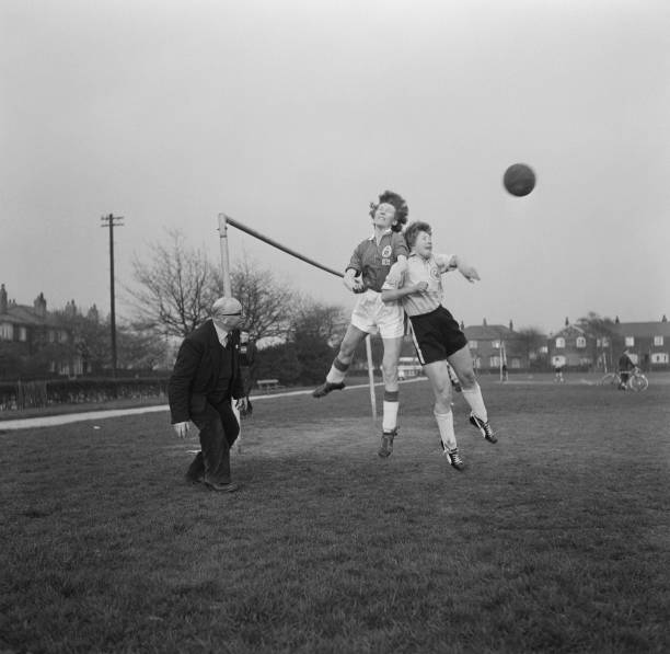 法甲关键战：布雷斯特能否打破里昂主场不败纪录？