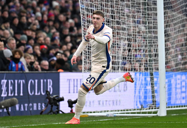 莱万破纪录助力拜仁，2021年德甲冠军再归慕尼黑