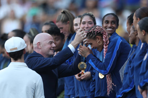 博格坎普的“冰上芭蕾”：1998年淘汰阿根廷的制胜球