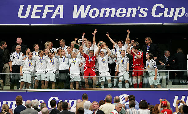 再见，毅腾！回顾俱乐部解散的始末与原因