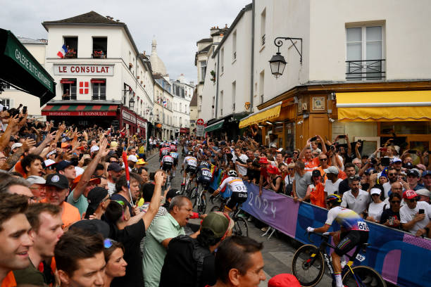 奥运会吉祥物首次登场的年份和届数