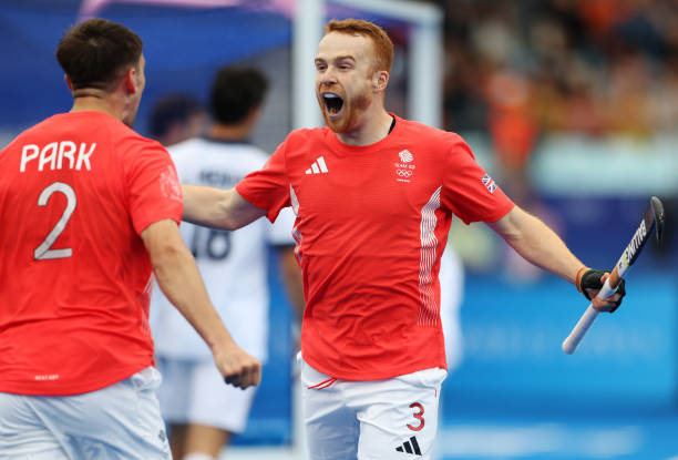 奥运会四年一届的规则：何时确立并如何执行？