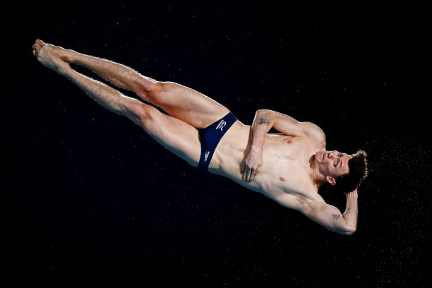 田亮女儿森碟的出生年份及教育经历