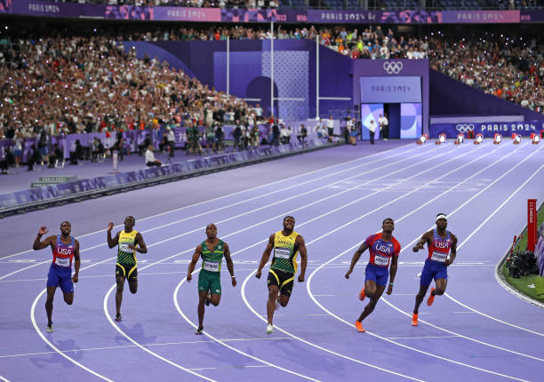 惊险逆转!亚运会跳水男子10米台决赛上演精彩对决