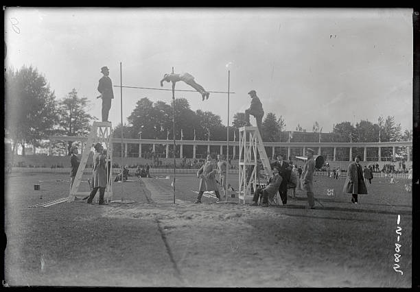 田径赛的常见术语解析：助你轻松看懂比赛