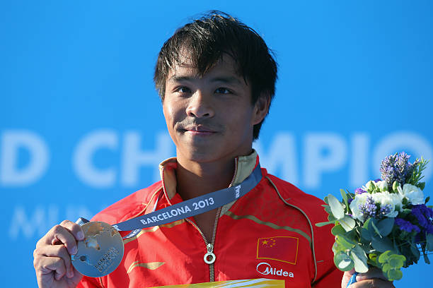 中国跳水传奇伏明霞：22岁退役时已获4枚奥运金牌