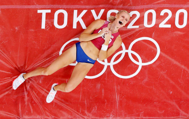 田径世锦赛的举办周期变化：从两年到四年的演变