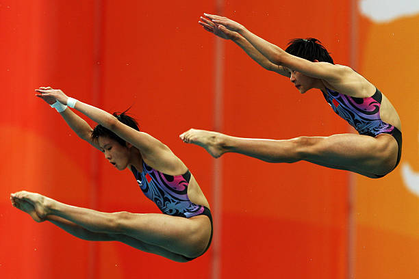 突破人类极限却无缘官方纪录：马拉松1小时59分的背后故事