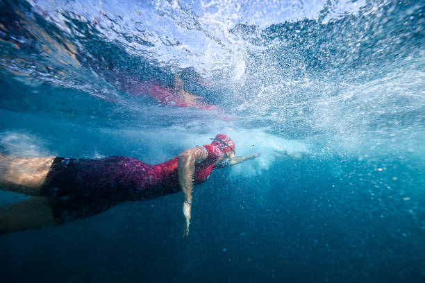 自由泳技巧全解析：高清完整版教学视频，提升游泳水平