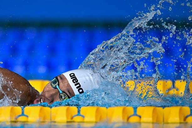 耳朵进水像隔了一层膜？这些方法帮你恢复听力