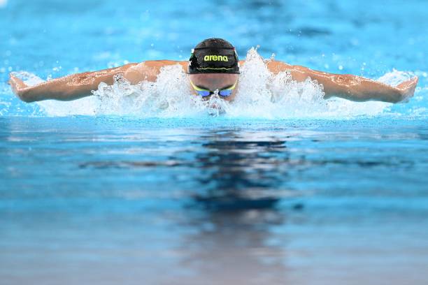 游泳池扶梯安装过程中的安全注意事项