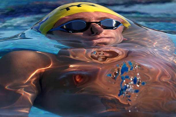 游泳池会传播艾滋病毒吗？科学解释来了