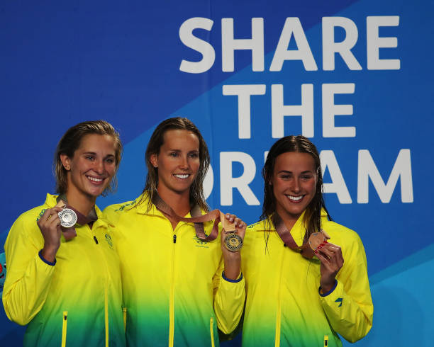 游泳池水中的脚气传播真相，看完再也不敢赤脚游泳了