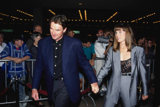 如何提升丰塞卡网球中的发球与回球技术