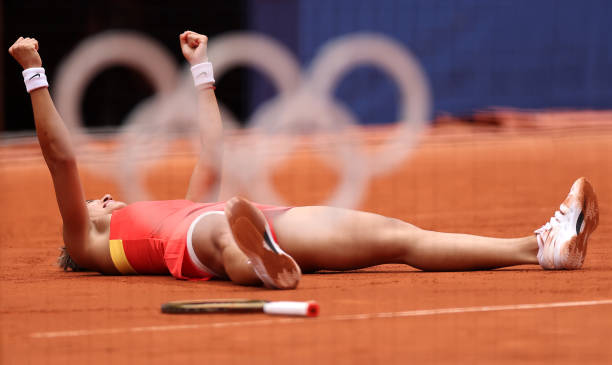 费德勒退赛原因分析：伤病、疲劳还是战术调整？