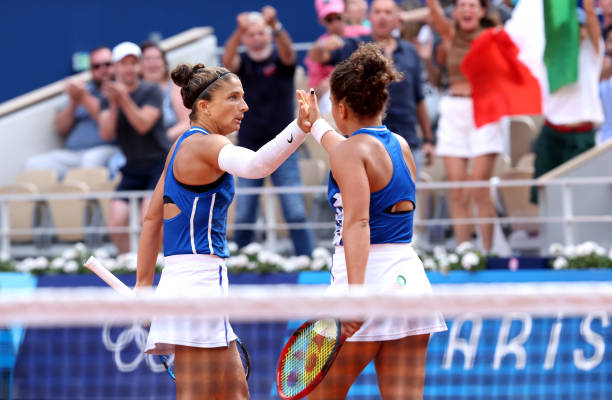 王欣宇网球训练视频走红，网友热议其进步神速