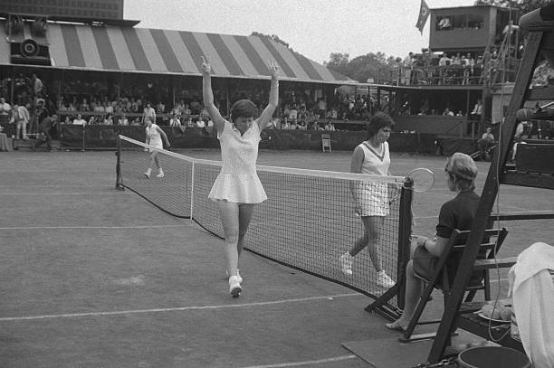 女子网球比赛盘数规则对运动员体能的影响