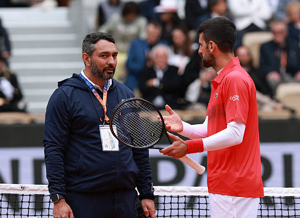 网球气压对比赛的影响：为什么职业选手经常换球