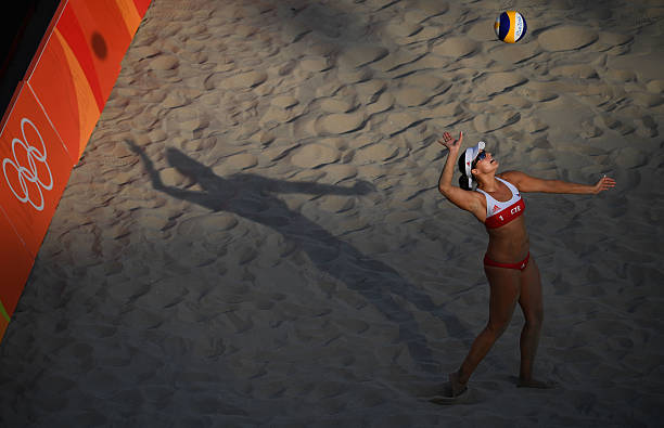 张常宁丈夫职业大起底：不为人知的职场精英