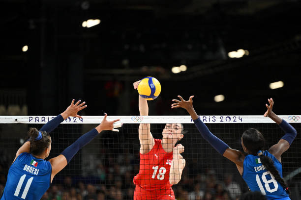 张常宁正式离队，中国女排阵容面临调整