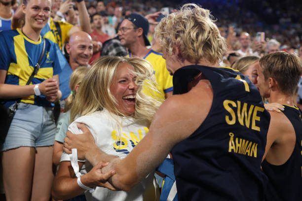 未被讲述的故事：冈察洛娃丈夫的个人成就与贡献