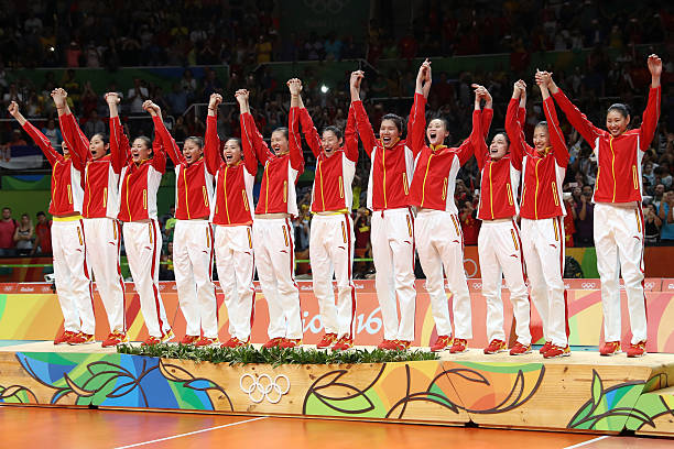 绝美侧颜杀：赵蕊蕊高清照片展现完美轮廓