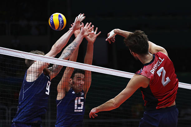 中学生排球入门：基础动作与练习方法