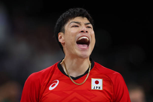 排球规则手势实战演练：从基础到高级技巧