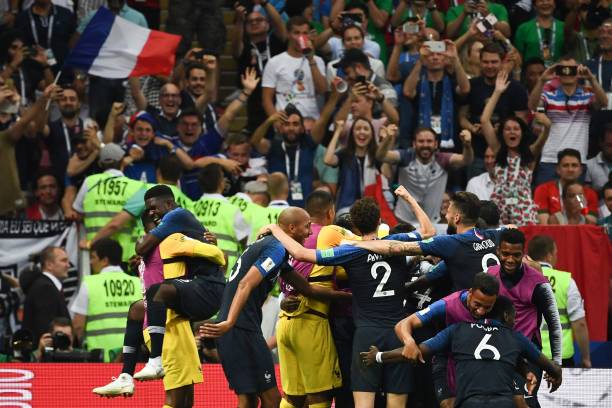 亚洲预选赛：日本对阿曼，争夺世界杯名额的关键对决